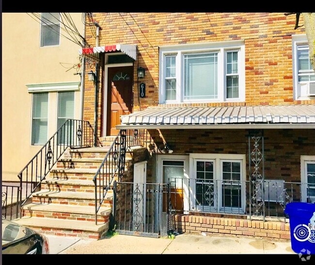 Building Photo - 610 Grand St Unit # 2 Rental