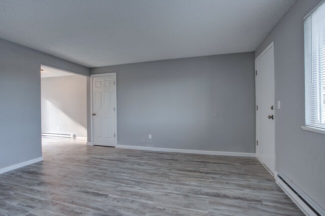 Photo - Saint Marys Crossing