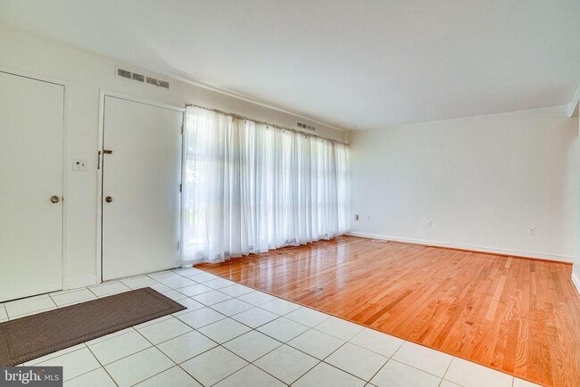 Photo - 4771 Parkman Ct