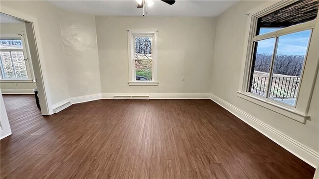 Photo - 170 Stone Quarry Rd