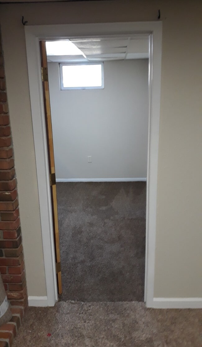 Photo - 2550 Wyoming Ave Unidad Upstairs