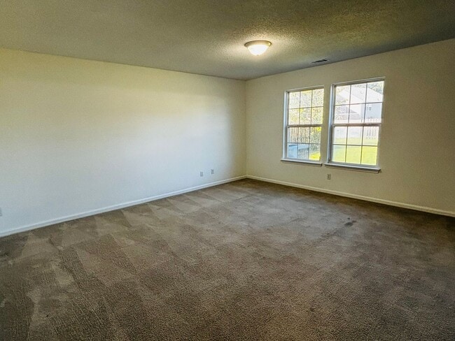 Photo - Now Available for Rent – Spacious 3 Bedroo...
