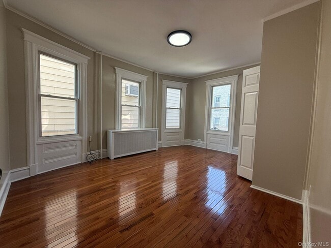 Building Photo - 2849 Harrington Ave Unit 2 Rental