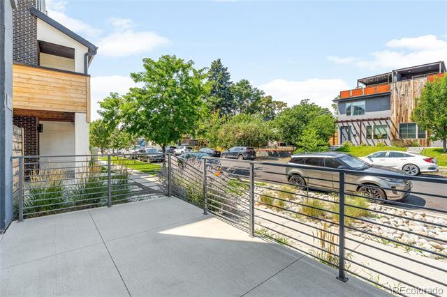 Photo - 3832 Jason St