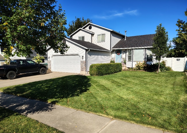 Photo - 1075 E Pheasant View Dr