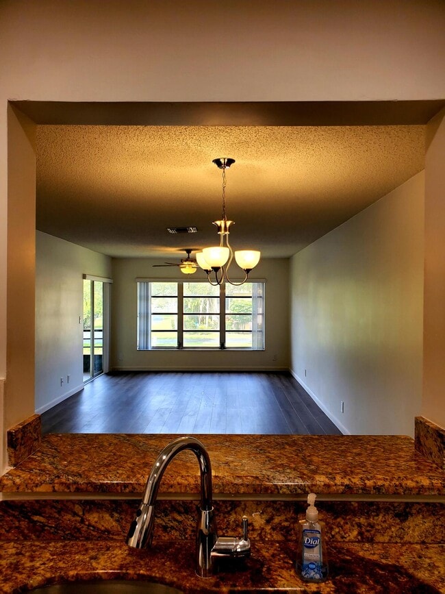 Photo - 5890 Sugar Palm Ct Unit F