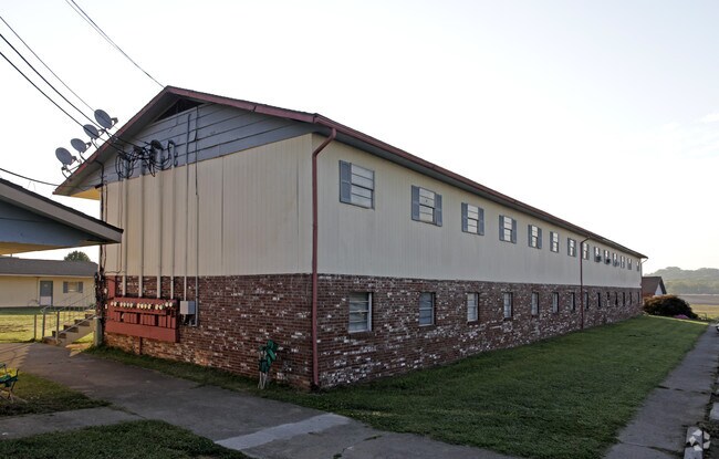 Foothills Crossing Apartments - Whitecrest Apartments LLC