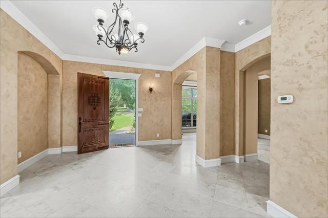 Photo - 129 Acorn Ln