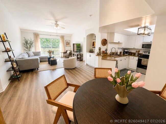 Building Photo - 600 Crestwood Ct N Unit 617
