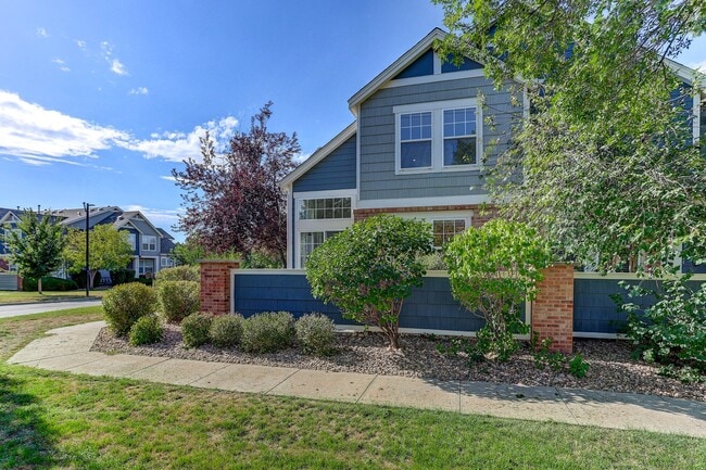 13900 Lake Song Ln