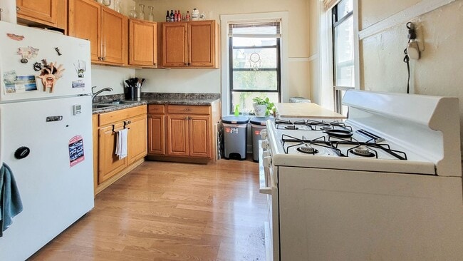 Photo - 3929 N Keeler Ave Apartment Unit 1S