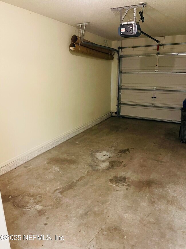 Photo - 250 Michelangelo Pl