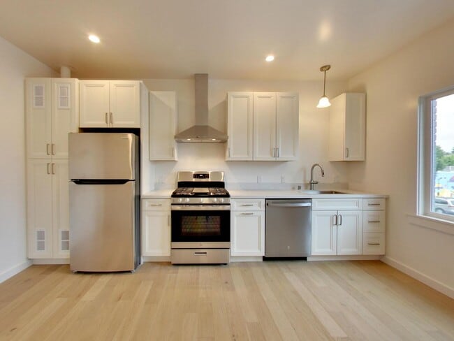 Building Photo - 1140 AB Chula Vista Ave Unit 1140A Chula Vista