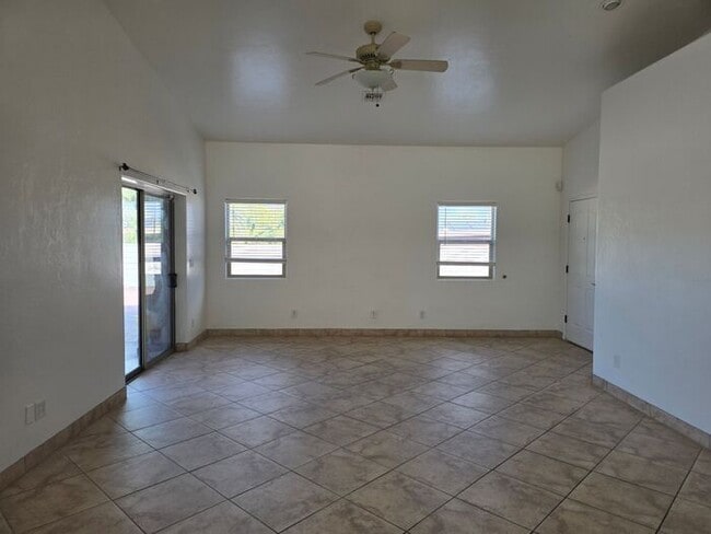 Photo - Beautiful East Side Home!!! Won't Last!! Must See!!