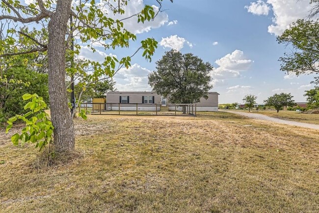 Photo - 517 Crossroads Dr