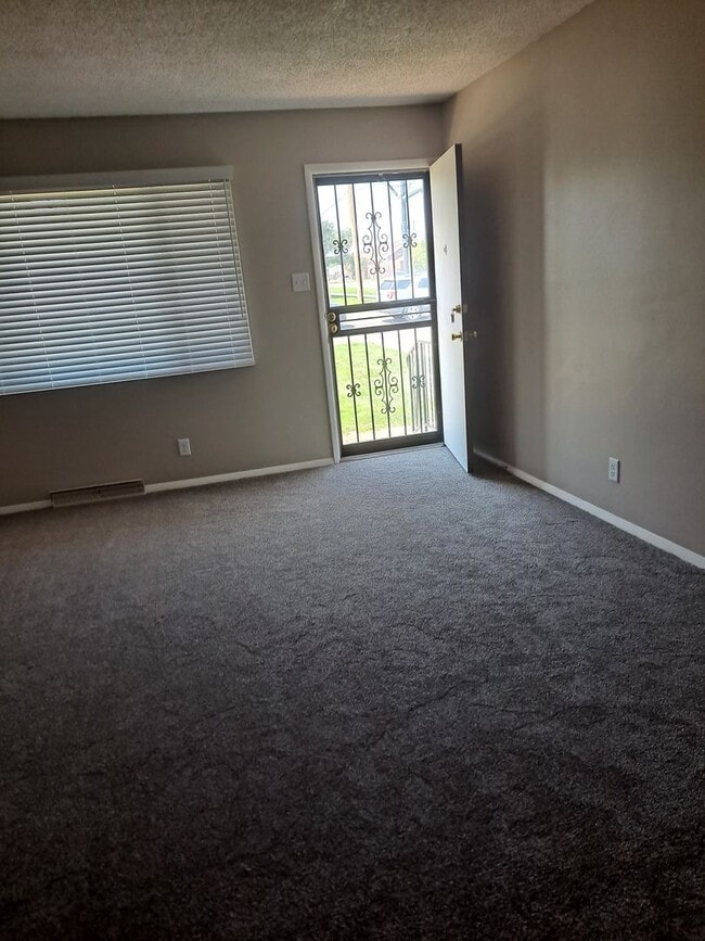 Photo - 1626-1628 Hollywood Dr. Unit 1626
