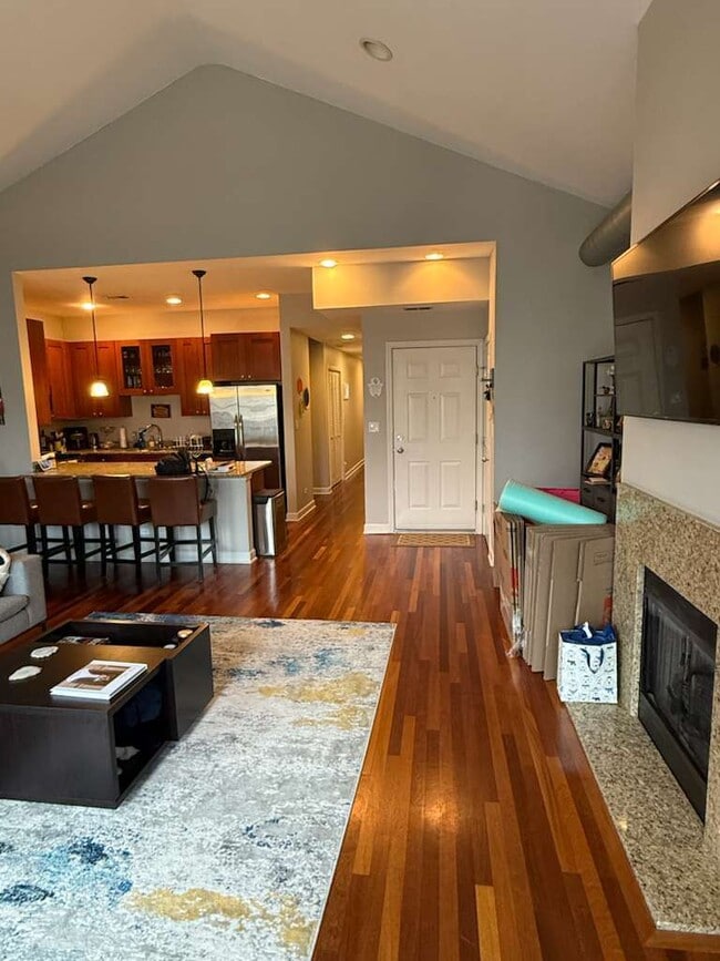 Photo - 2650 N Halsted St