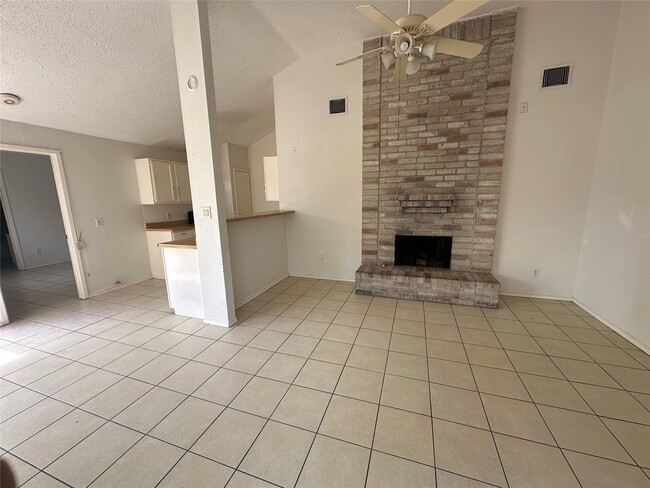 Photo - 6939 Greenyard Dr