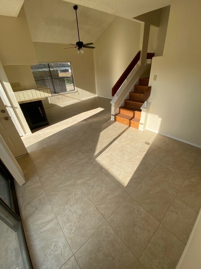 Photo - 7900 Bissonnet St