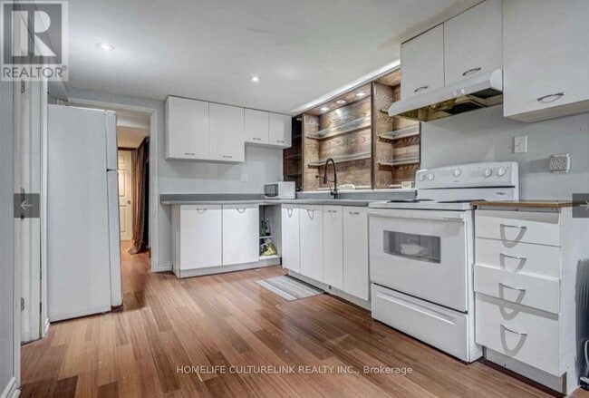 Photo - 34 Epps Crescent