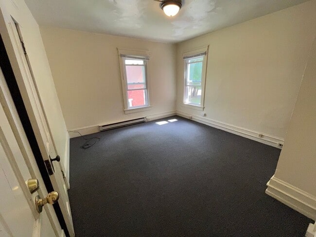 Photo - 406 S Allen St Unit B