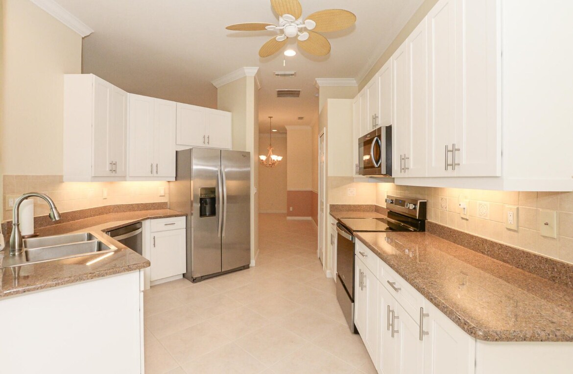 Photo - 798 SW Munjack Cir (Port St Lucie, FL)