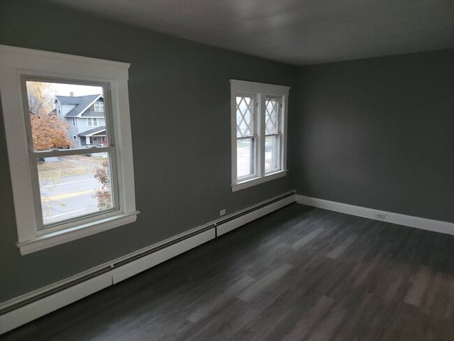 Photo - 1571 Dille Rd Unidad up