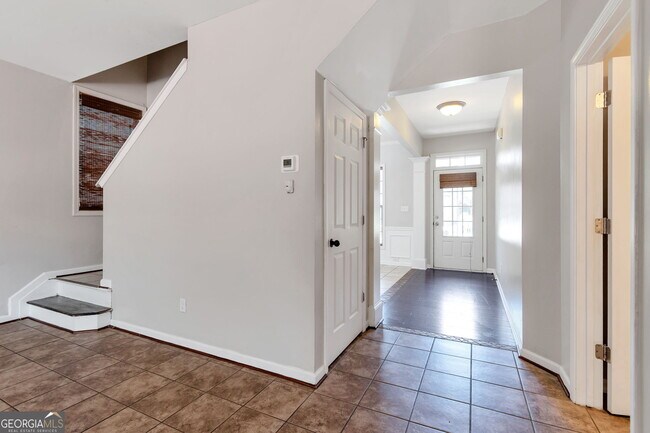 Photo - 214 Farm Manor Ct