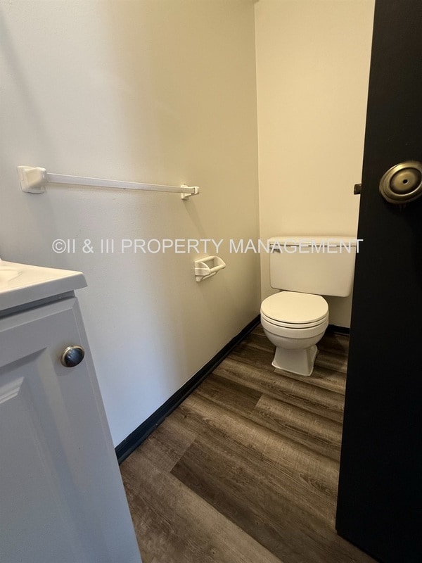 Photo - 9219 Central St