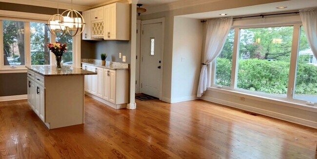 Photo - 2145 Cedar Ct