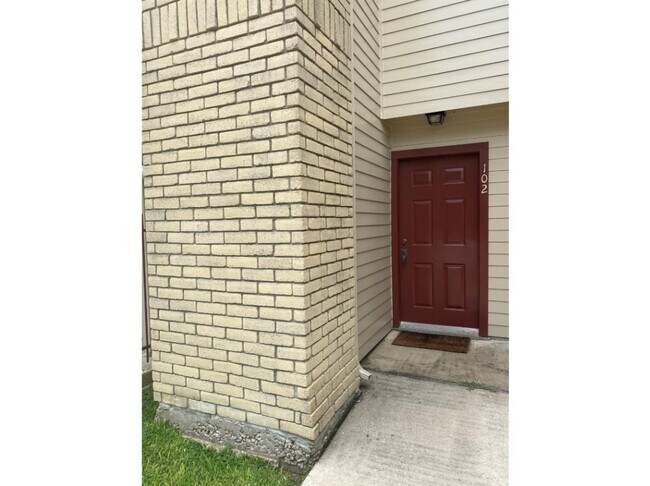 Photo - 2120 El Paseo St Unit 102