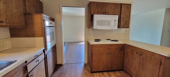 Photo - South Redding Cutie Near Westwood Village ...