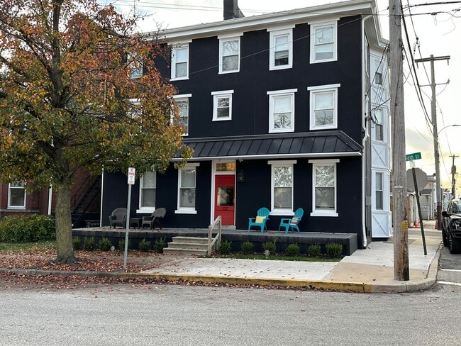 Photo - The Phoenixville Lofts-Upgraded 1 Bedroom Unit 4