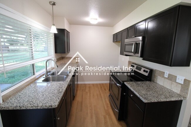 Photo - Beautifully Renovated 3bd Citrus Heights Home with Large Yard