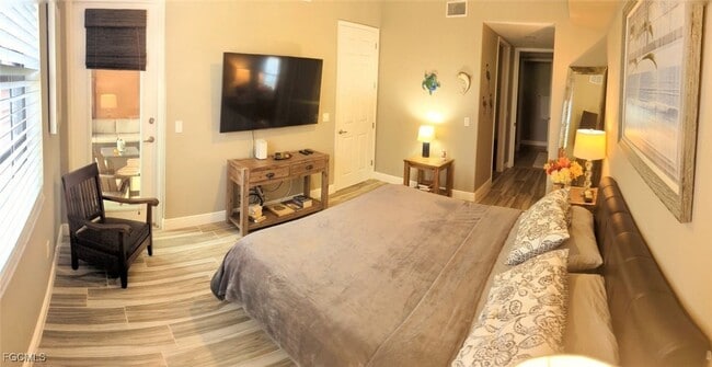 Photo - 13780 Julias Way Unidad 1022