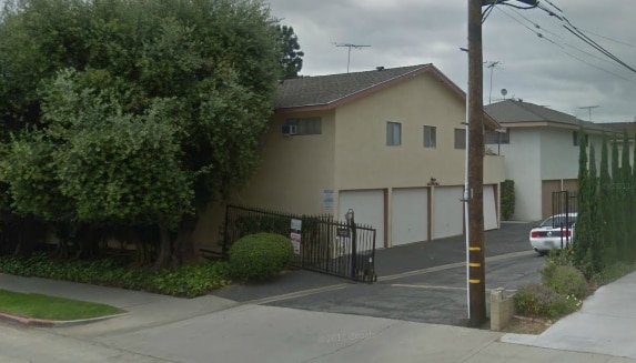 Photo - Community Plaza Apartments