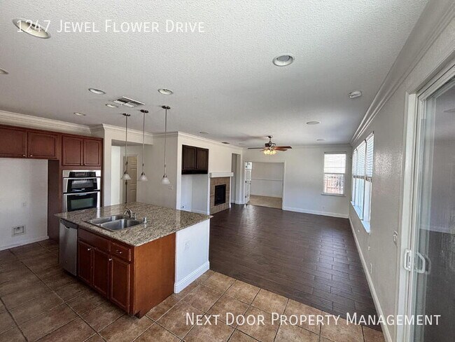 Photo - 1247 Jewel Flower Dr