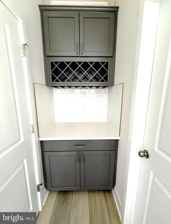 Photo - 330 Birdie Ct