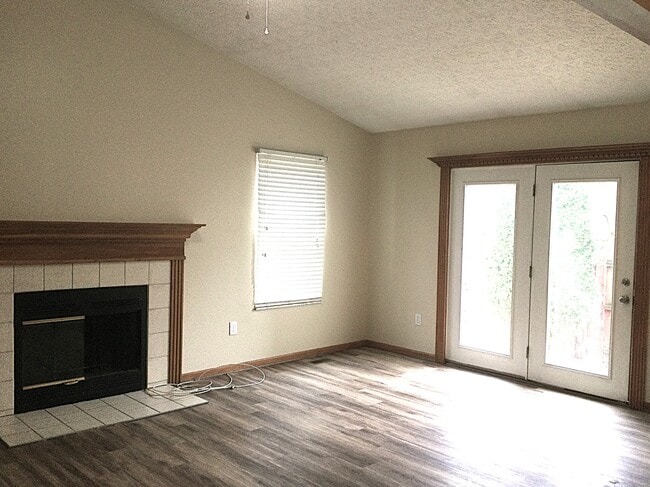 Photo - 1915 Berwick Ct