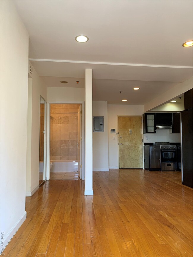 Photo - 82-65 116th St Unit 603