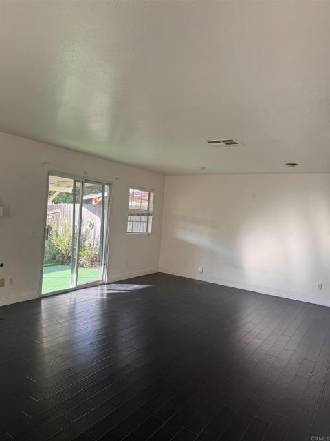 Photo - 1096 Sumner Pl