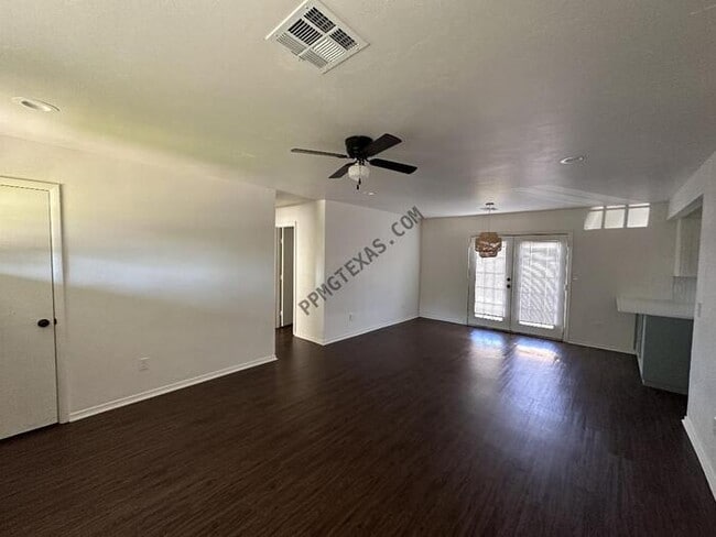 Photo - 1300 NW 102nd St