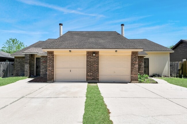 Photo - 16423 Monte Carlo Ln