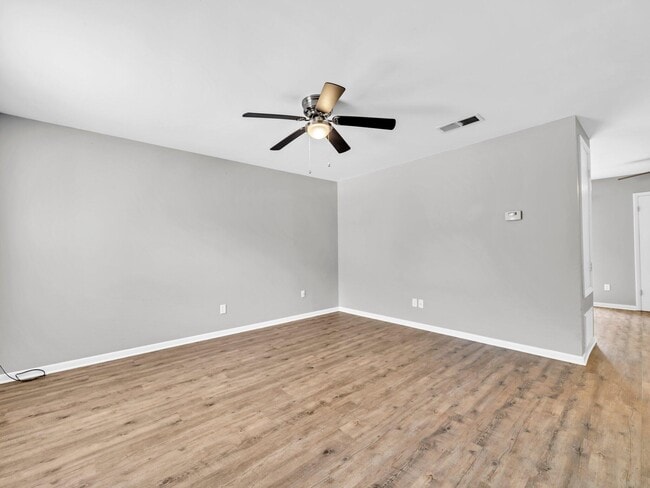 413 Hickory Ave