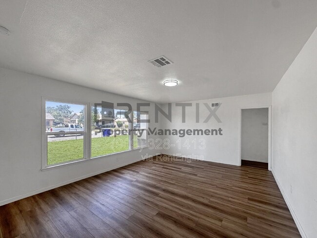 Photo - 7205 Osbun Rd
