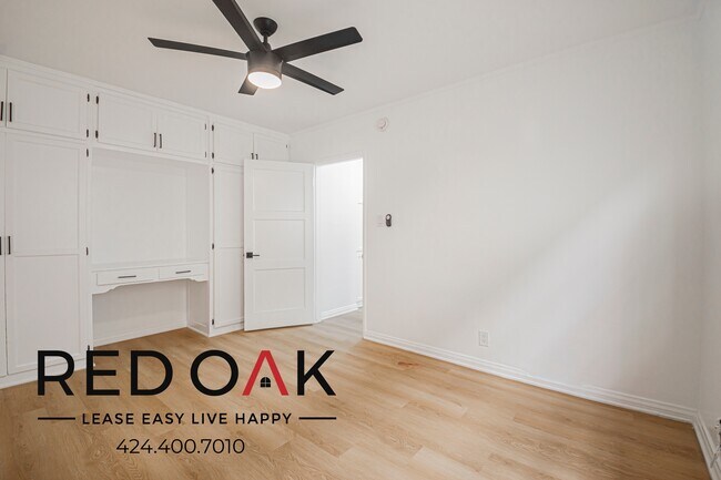 Photo - 1030 Menlo Ave Unit 5