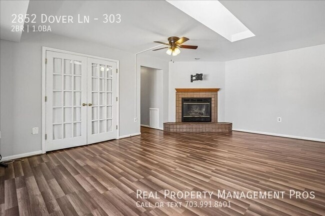 Photo - 2852 Dover Ln Unit 303