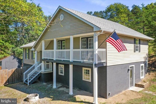 Building Photo - 72 Pioneer Ln