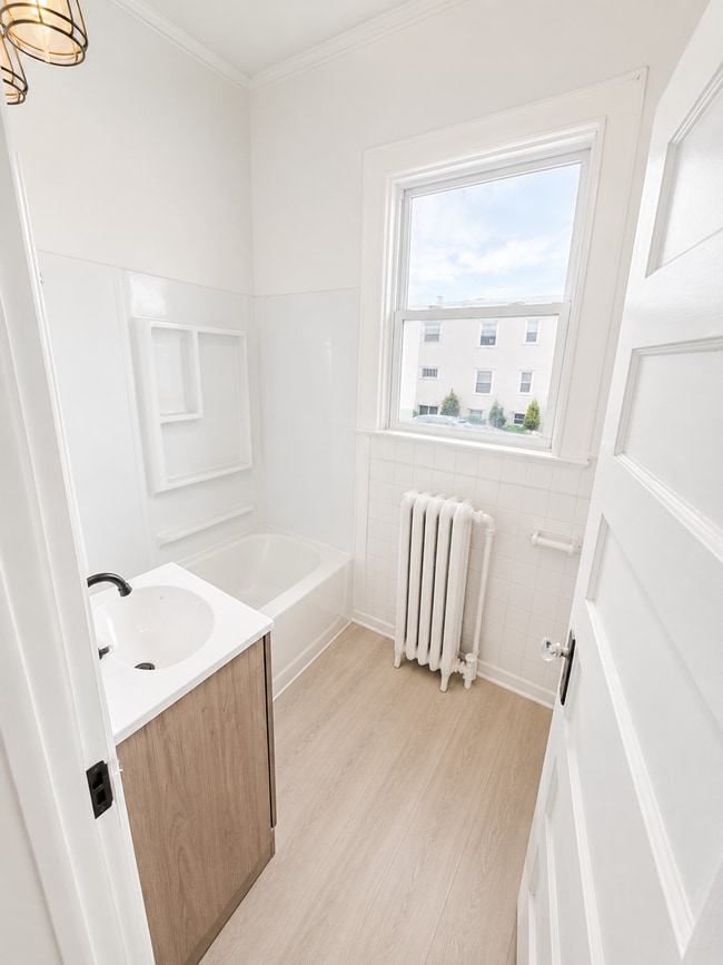 Photo - 8 Bedroom 3 Bathroom House Available August - Close to Campus - August 1 or ASAP Move In!