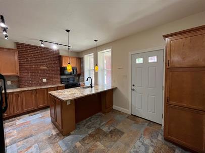 Photo - 6715 McPherson Blvd